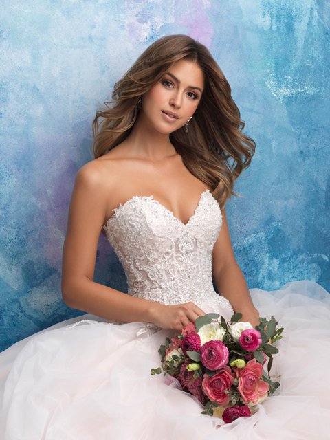 9565 Allure Bridals Wedding Dress