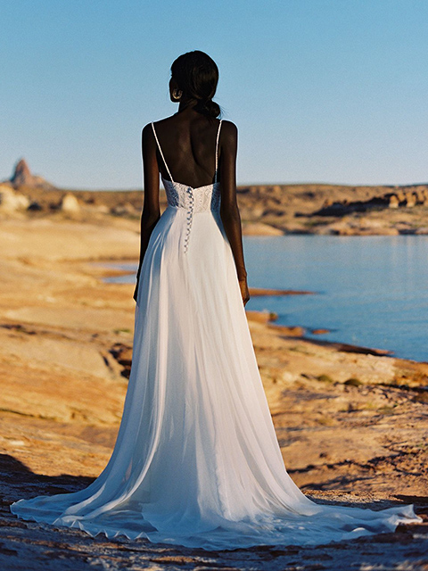 F189 Chiffon Skirt Strappy Wedding Dress
