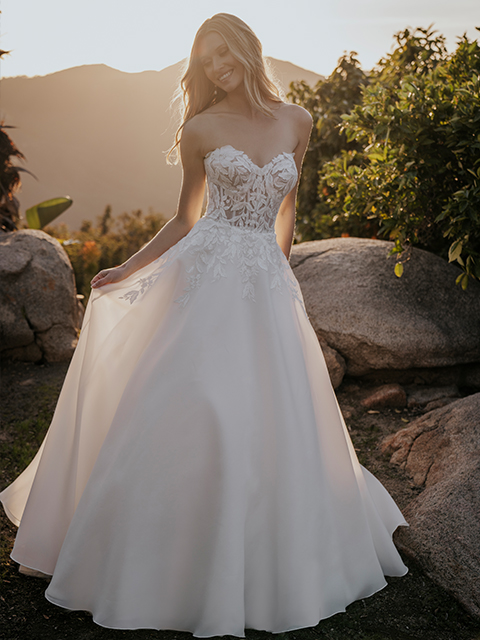 Ferrari Formalwear & Bridal — photo 10 of 18